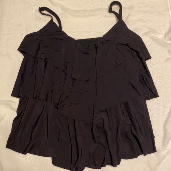 Black swim top - Picture 1 of 2